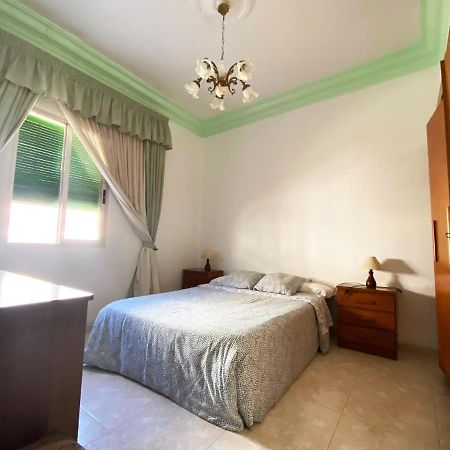 La Malvarrosa Beach Rooms In Shared Apartment Valencia Buitenkant foto