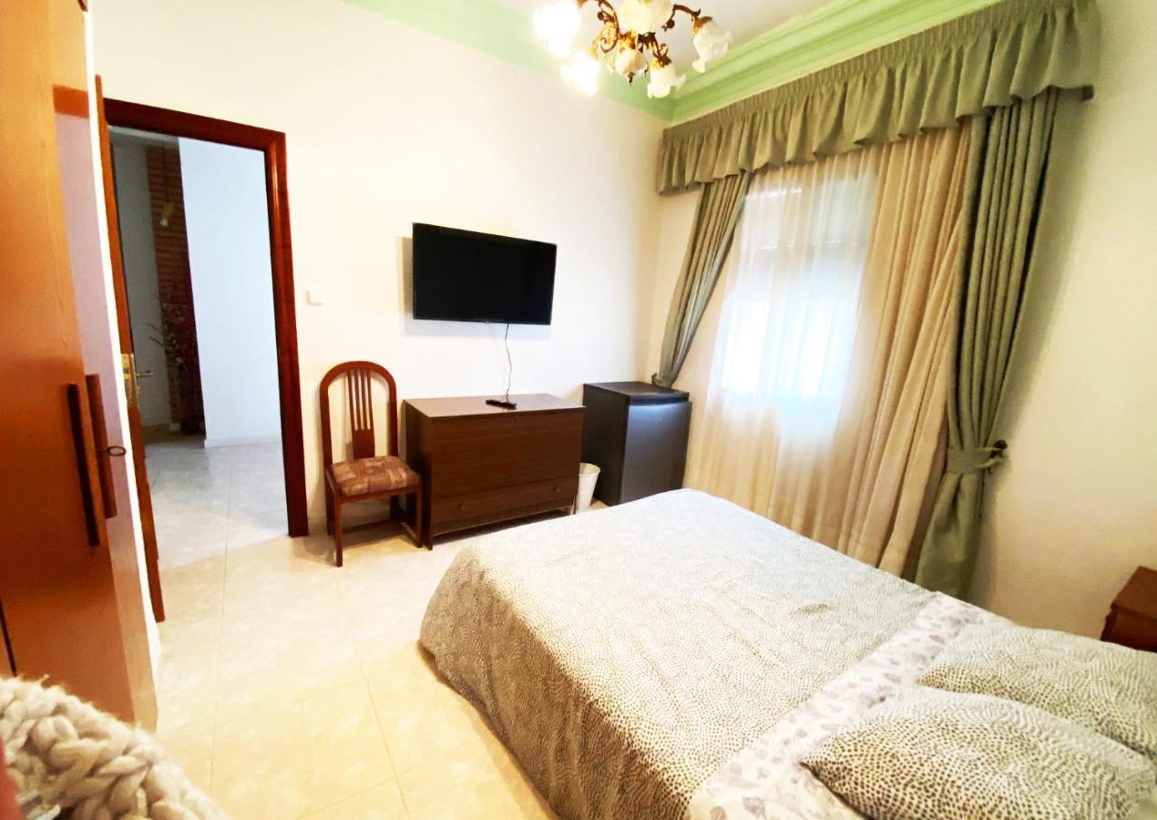 La Malvarrosa Beach Rooms In Shared Apartment Valencia Buitenkant foto